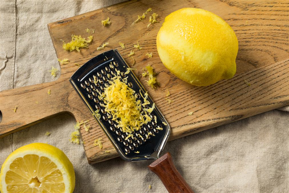 Le scorze degli agrumi - dei limoni in particolare - sono tra gli ingredienti più usati