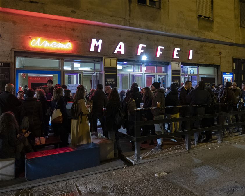 Il Cinema Teatro Maffei il giorno dell'inaugurazione.