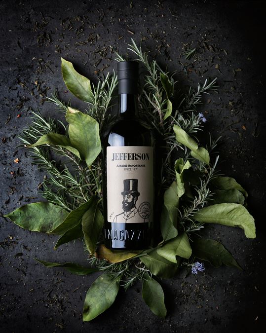 ...ma se vogliamo rendere il tutto più interessante possiamo pensare a sode aromatizzate accostate a un amaro dal gusto fresco...