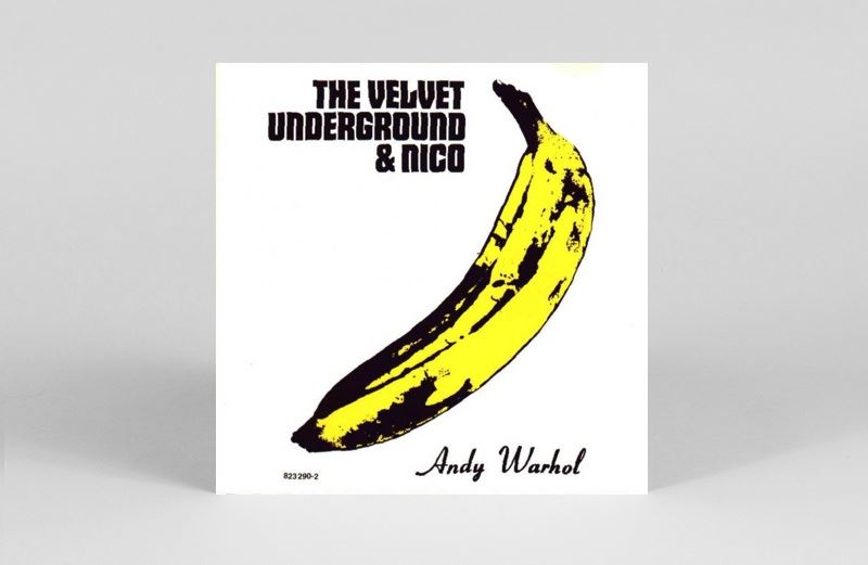Copertina dell’album dei The Velvet Underground and Nico, disegnata da Andy Warhol. 
Da: Exibart.com