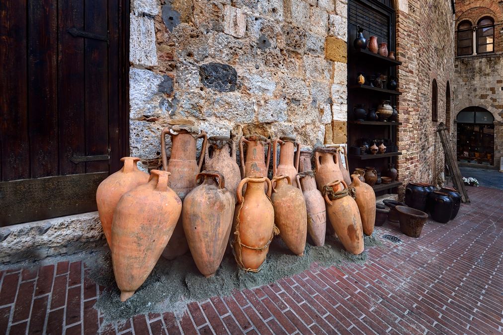 La birra ha accompagnato l'evolversi delle più grandi popolazioni: Romani...